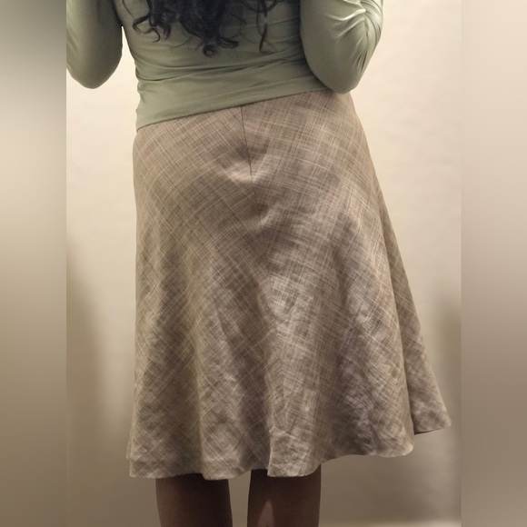 Carolina Herrera Silk Linen Skirt Size 10 - Picture 12 of 16